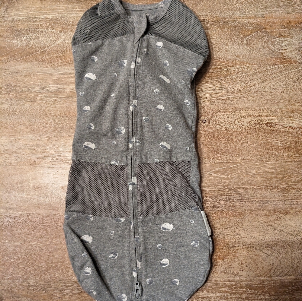 Happiest Baby Sleepea Sleep sack swaddle size small